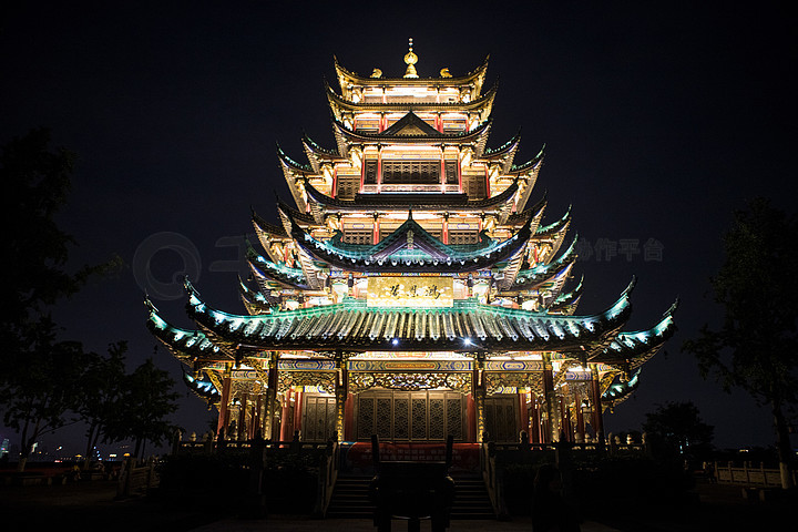 0古風建築亭臺樓閣倒影夜景700優美古風水墨夜景星空雲霧月亮元素1300