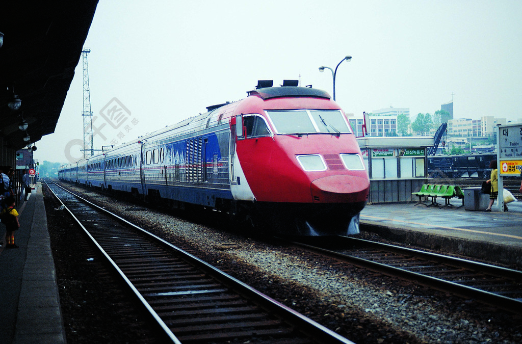 機車軌道火車電力機車輪式車輛鐵路運輸車輛鐵路運輸汽車客車軌道車站