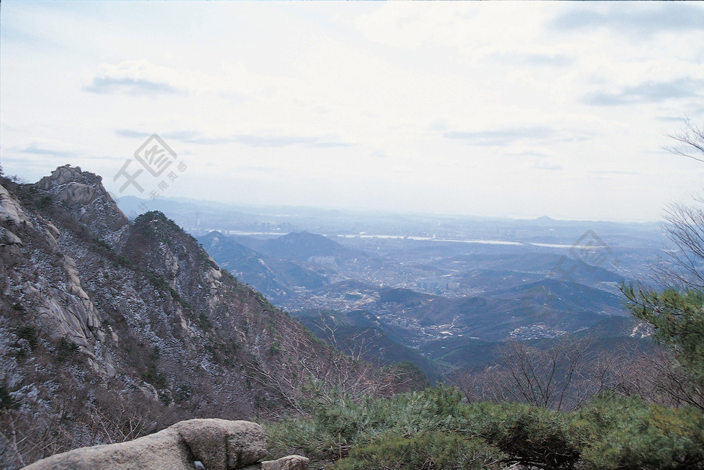 自然戶外高山岩石山峰山頂石頭天空天空樹木沒有人自然之美彩色圖像