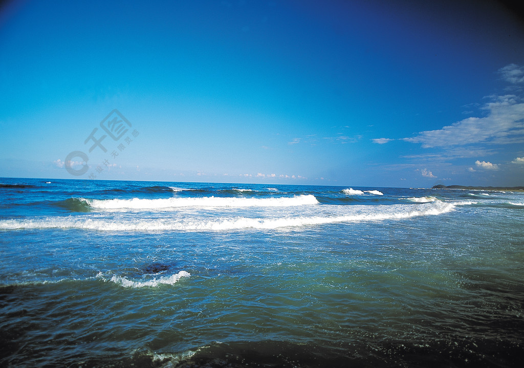 自然戶外野生山水風景環境水天空大海波浪沒有人寧靜的景色自然之美水