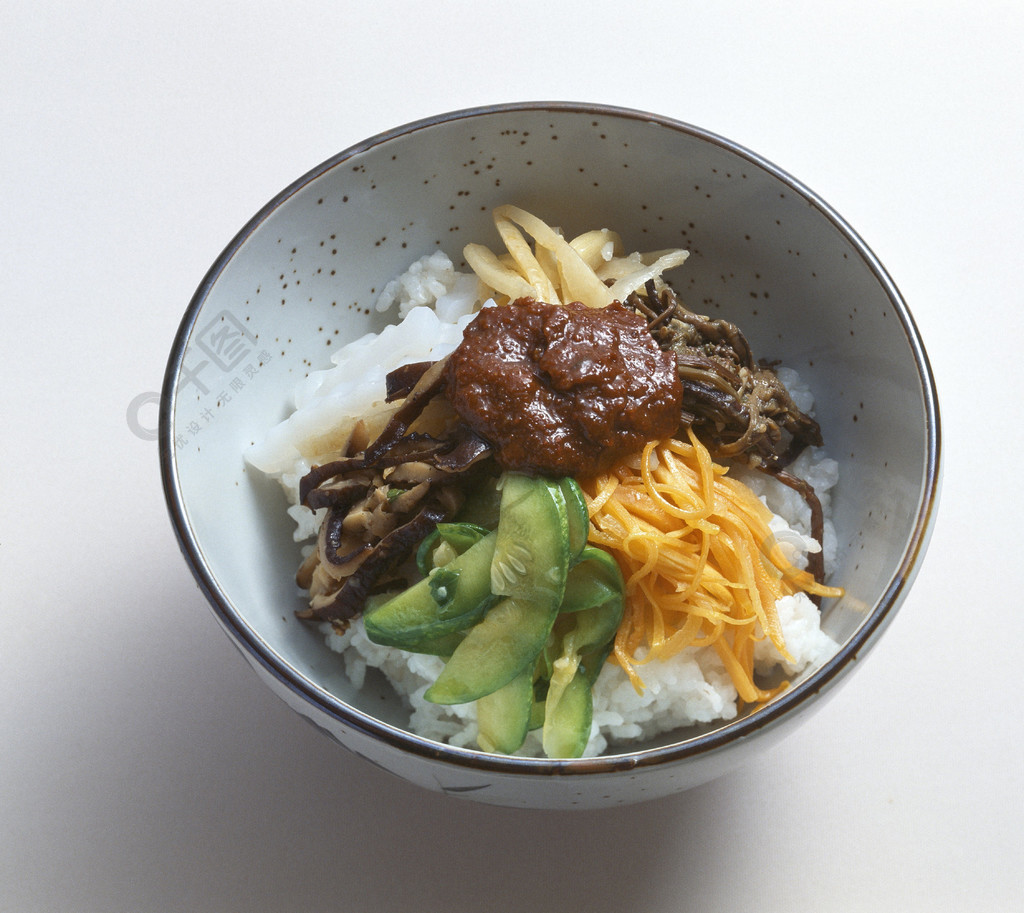 餐盤蔬菜飯青豌豆菜菜菜菜菜午餐美味美食家豆類餐廳肉類健康新鮮營養