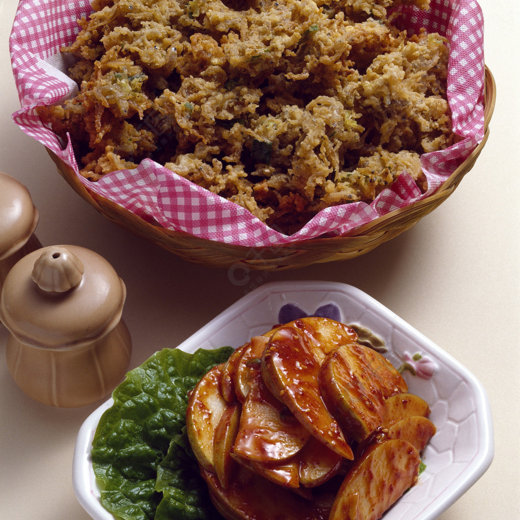 食物餐盤子肉類晚餐盤子美食牛肉美味美食燒烤午餐美味醬油餐廳牛排