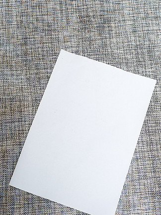 28811一张平铺的白色a4纸一张平铺的白色a4纸2889221皱纹的纸弄皱的纸