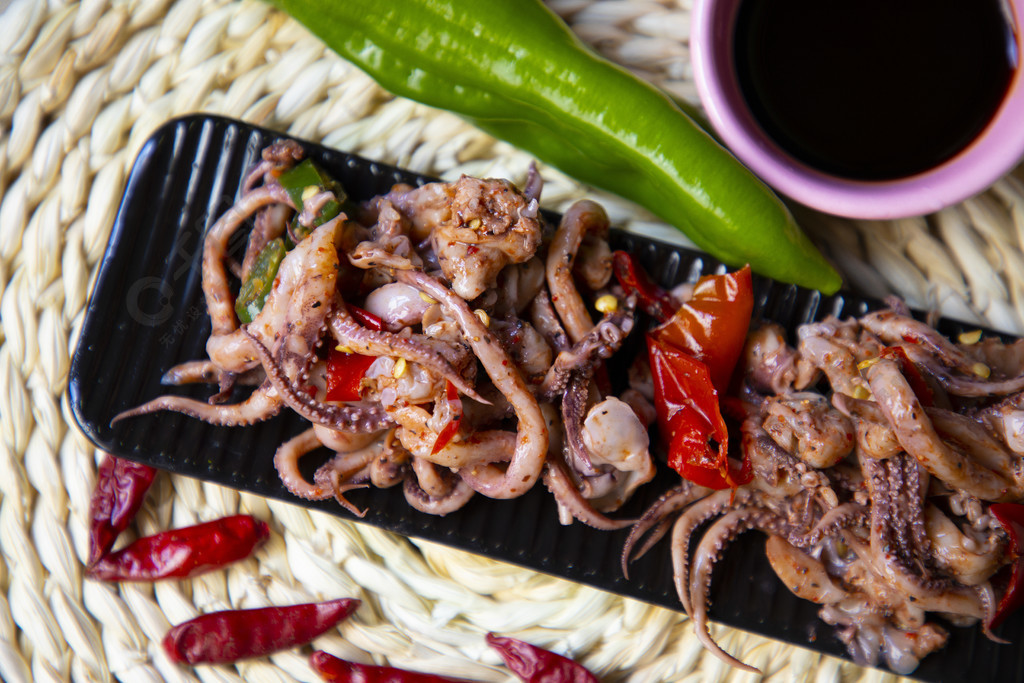 中餐美食香辣魷魚絲