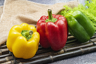 蔬菜彩椒高清摄影图素材