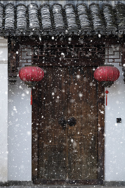 冬季下雪天雪景古风房屋屋檐积雪