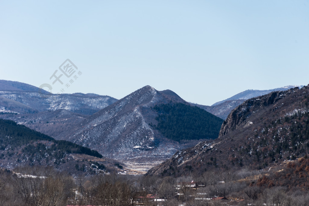 超高清冬日大山照片