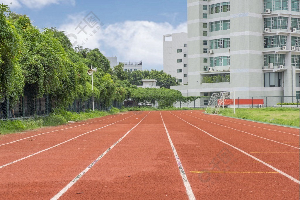 校園操場跑步賽道攝影圖