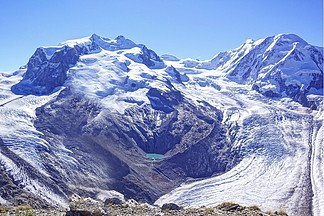 瑞士的雪山冰<i>川</i>风光雪景滑雪