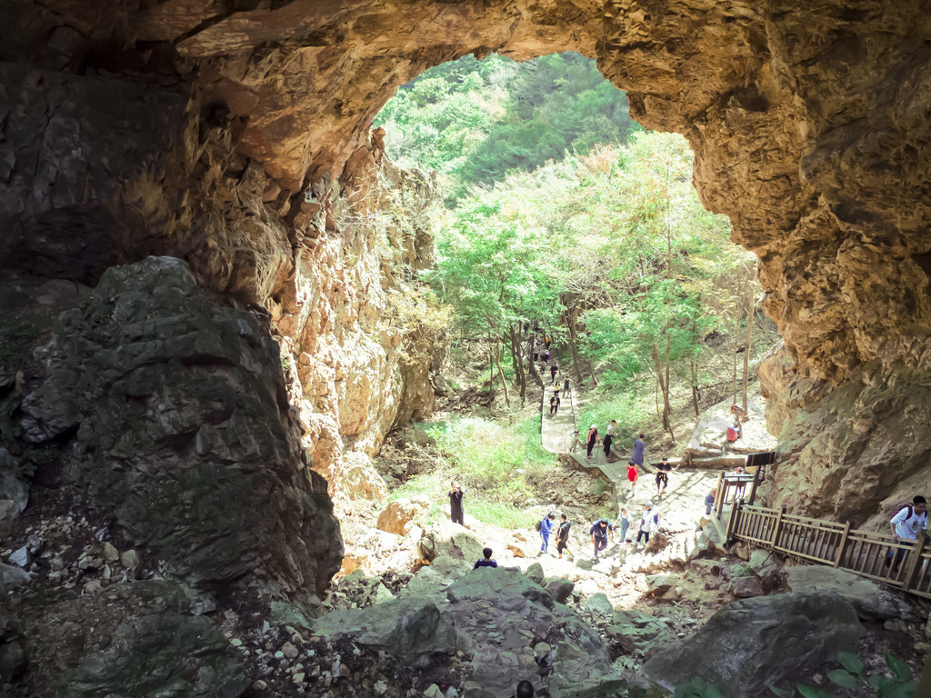 山洞石洞仙人洞天門山