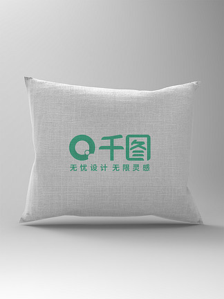 灰<i>色</i>白<i>色</i>简约布艺抱枕枕头样机设计