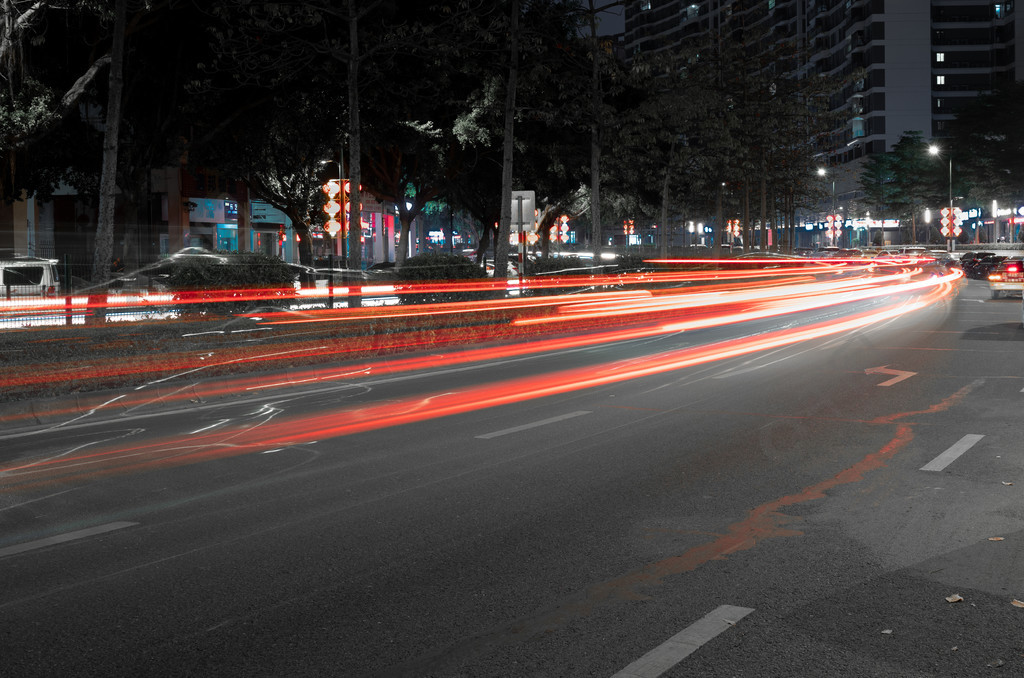 夜晚车流灯光速度