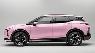 粉红色新能源电能汽车行业摄影