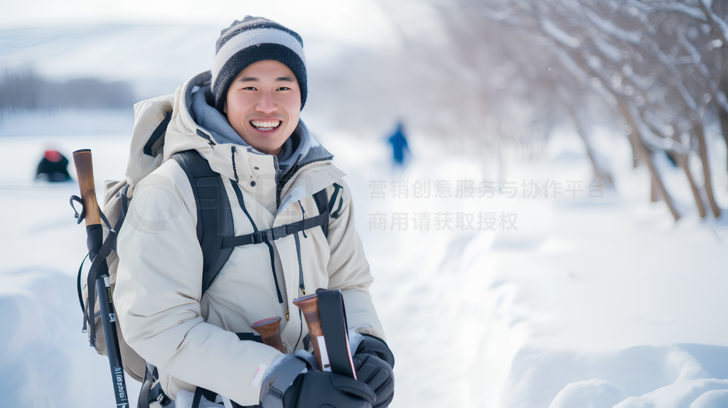 穿着滑雪装备的年轻男子人像摄影