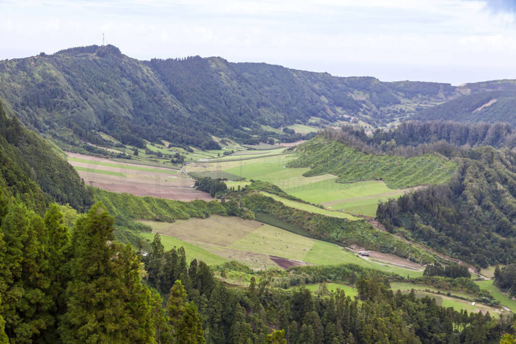 Sete Cidades ĵ, λٶȺʥ׸, ɫֲһЩũҵϵ