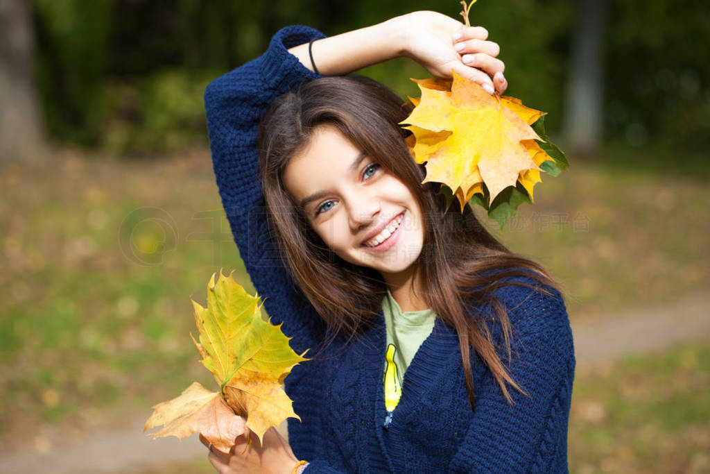 Portrait of a beautiful young little girl