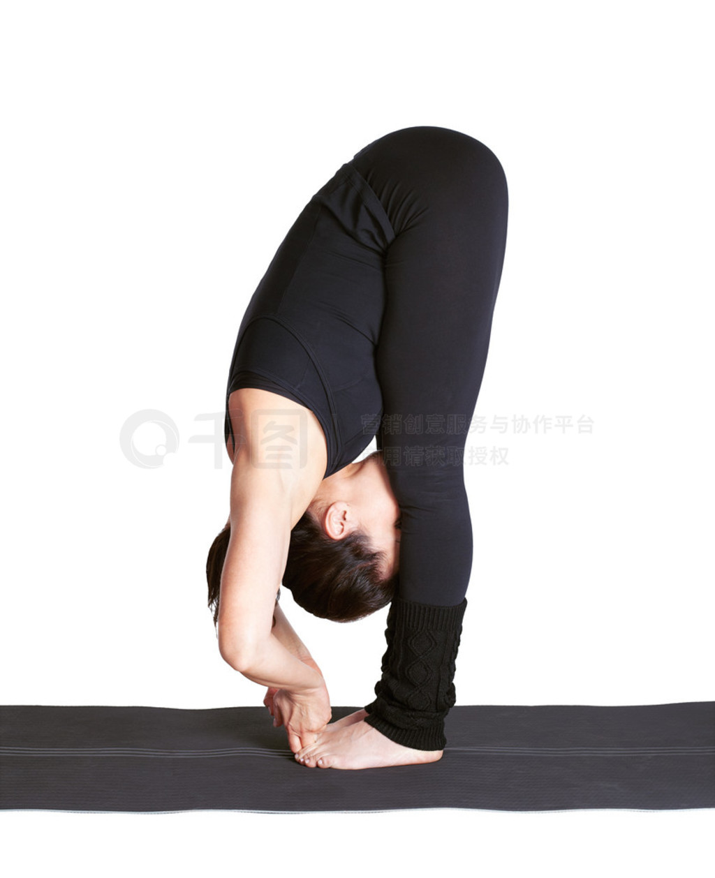 ٤ excercising padangushthasana