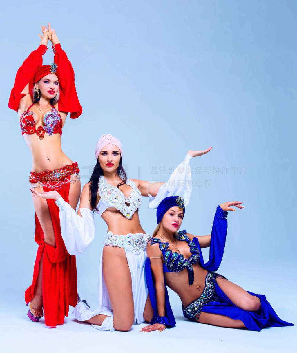 belly-dancers, in the studio