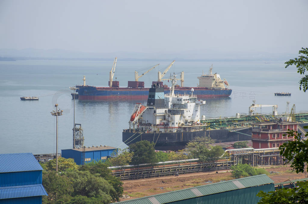 s harbor in India cargo transport