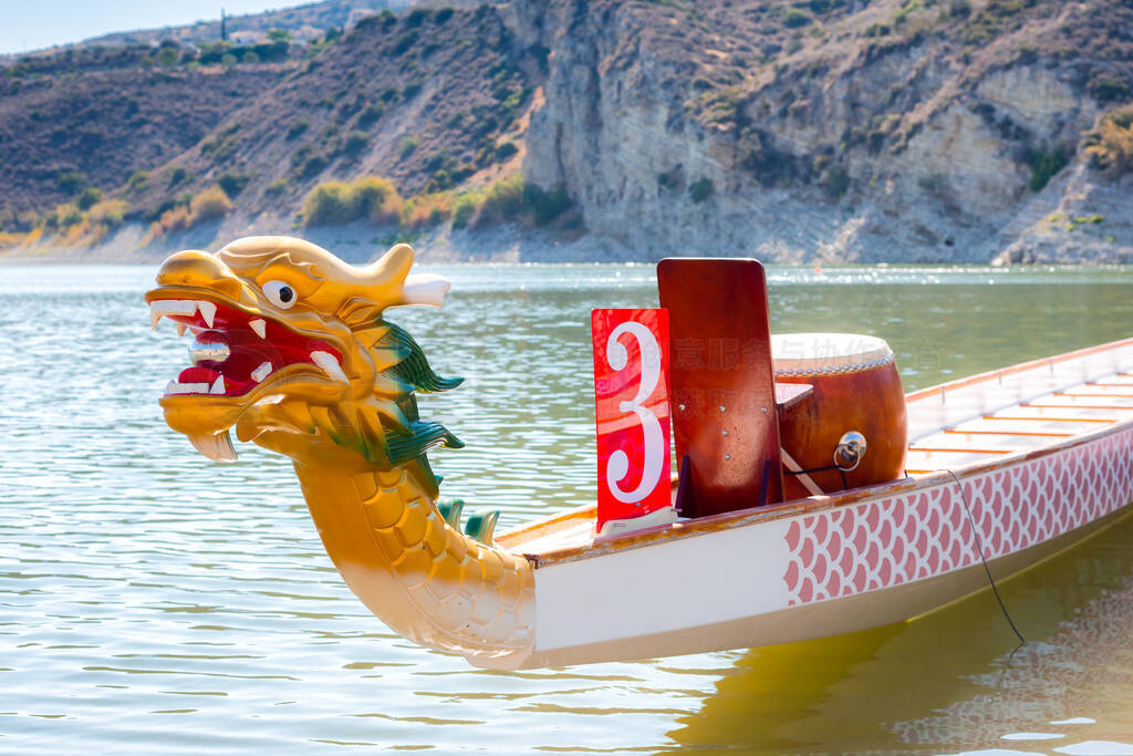 Empty dragon boat with head and drum