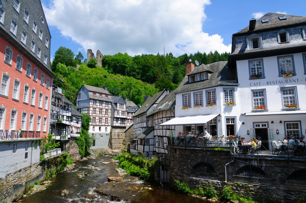 monschau¹Ĺų