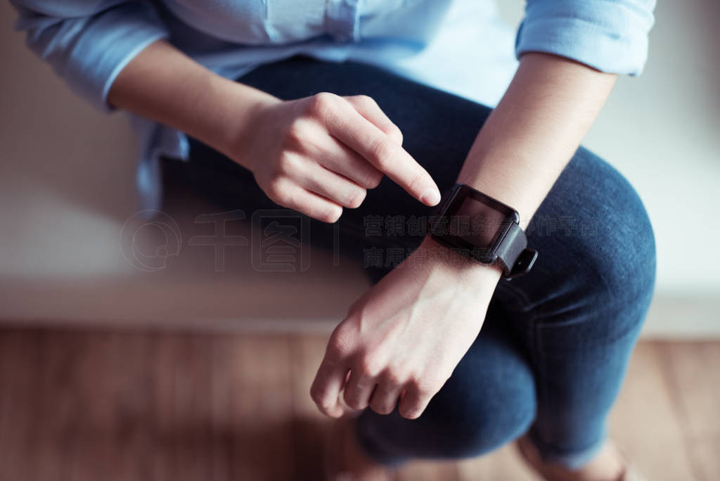 smartwatch ϵŮ