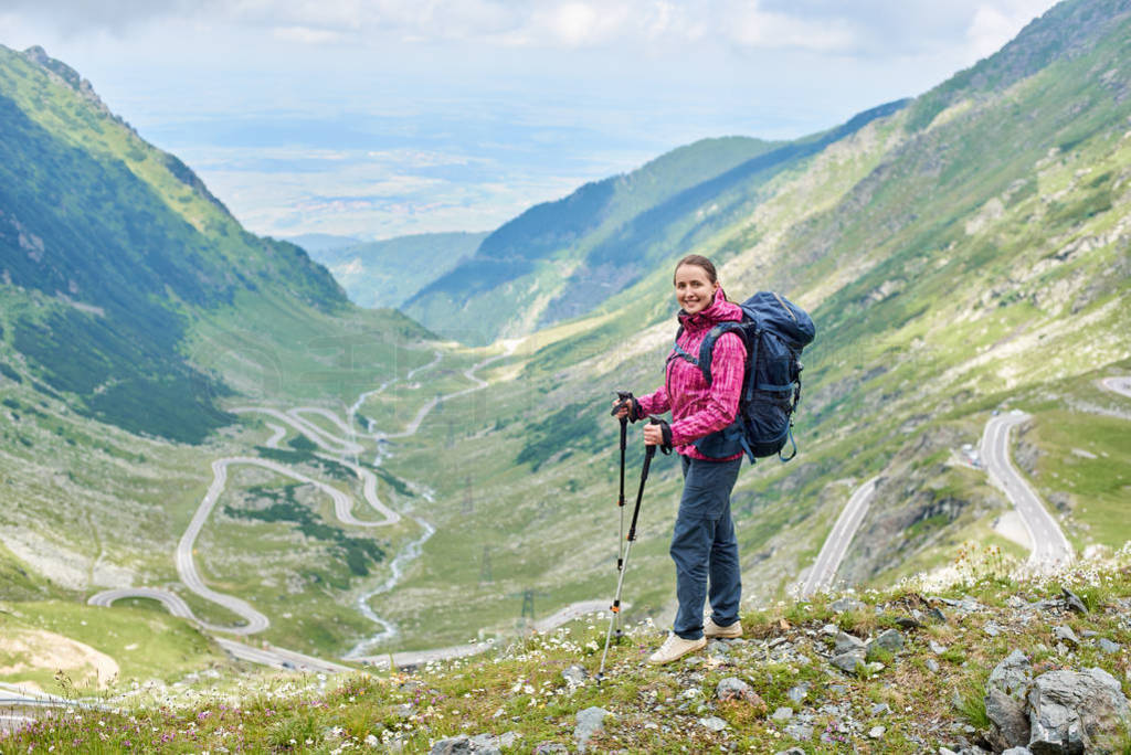 ΢ЦŮοվ벽мֵľɫ Transfagarashan ·ǡŮӵɽɽɽʯ·