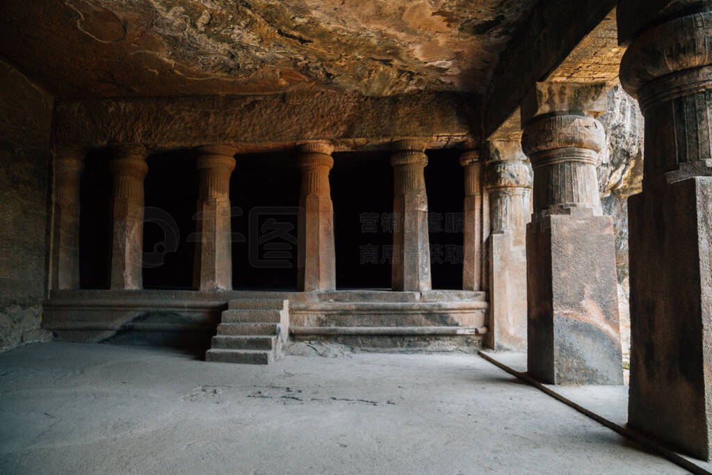 Elephanta Caves ruins in Mumbai, India