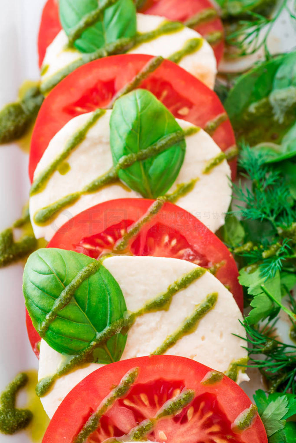 ɳ Caprese ڰɫϡͼ