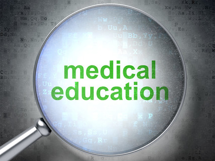 教育理念： 医学教育与光学玻璃
