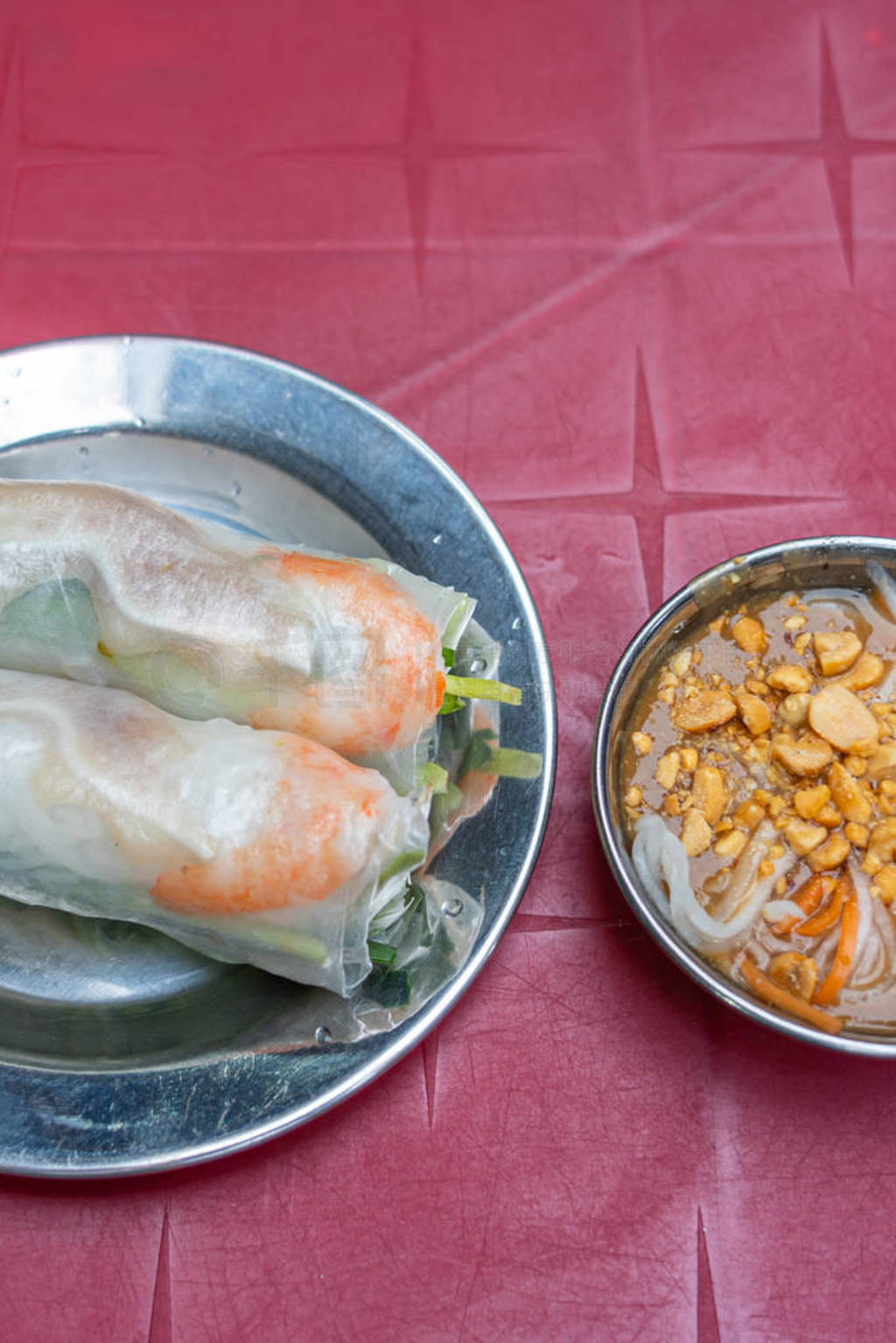 Fresh Vietnamese classic rice paper shrimp spring rolls