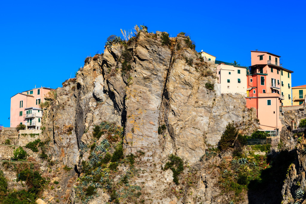 ϵ corniglia֮ķӸ