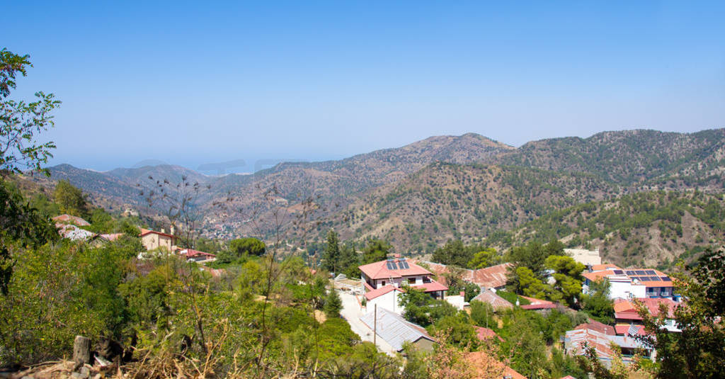 Pedoulas ɽ, ·˹ڷӡɽʥʮּܵĴ̻ݶ Troodos ɽ羰续Ĵ֮һ