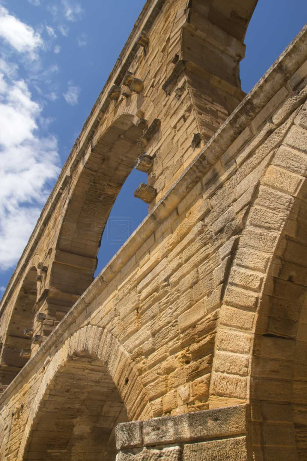 ڷ pont du gard ֧