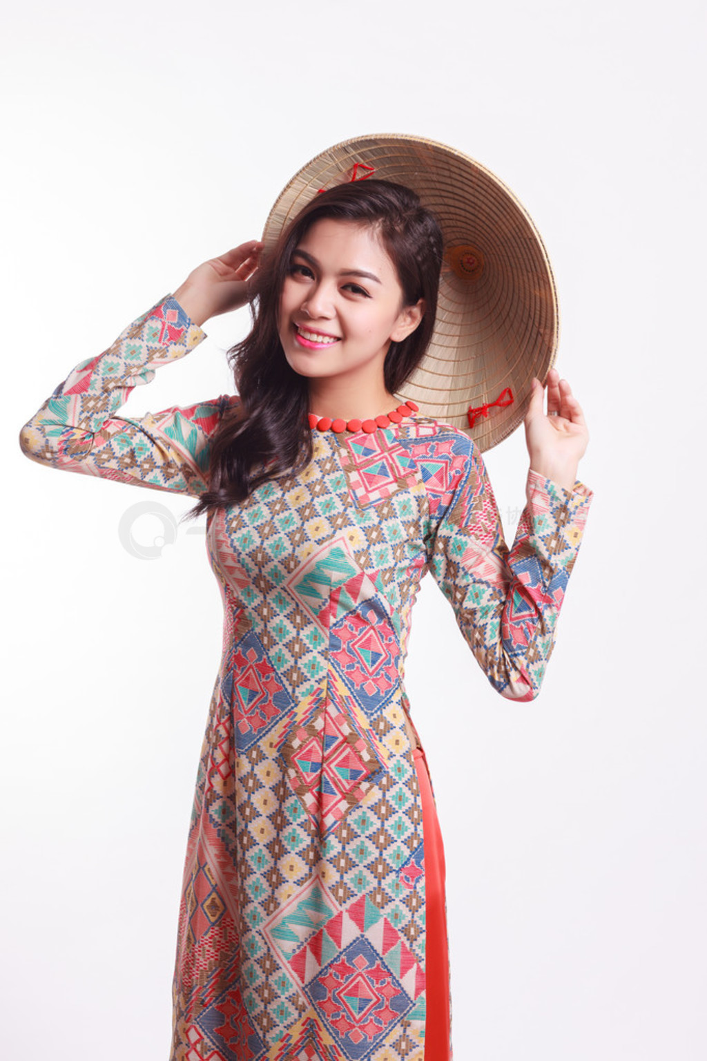 ԽϹ봫ͳִ ao dai ҶԲ׶εñ