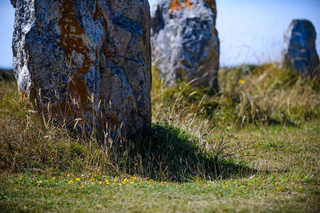 The alignment of Lagatjar is an interesting alignment of menhir