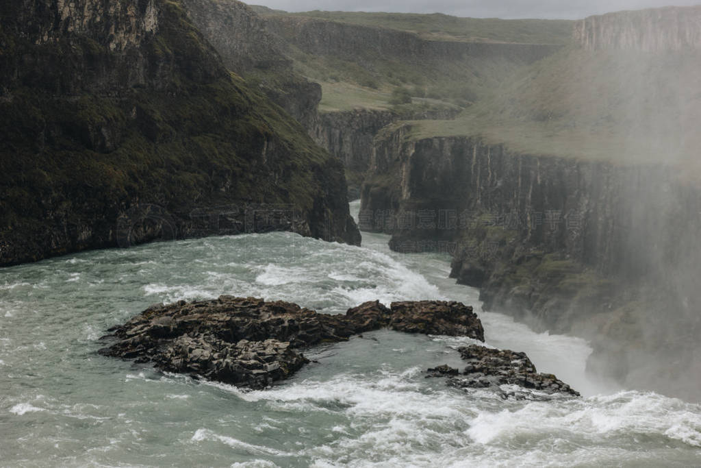  Gullfoss ٲϷĸ߽Ƕȿ