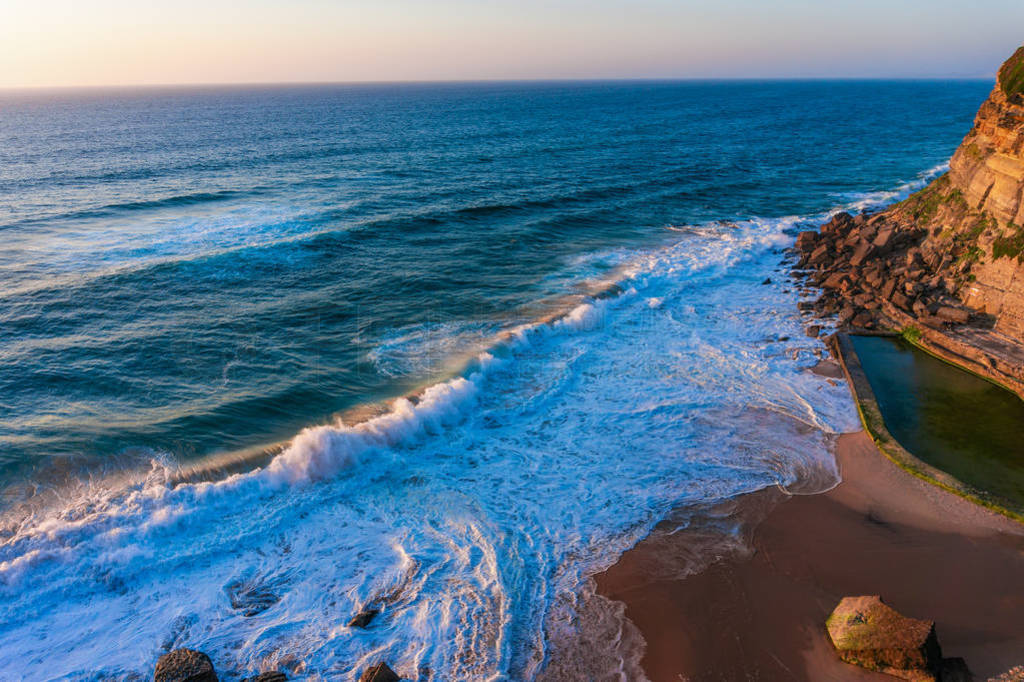 ɳ̲ϵСׯAzenhas do Mar