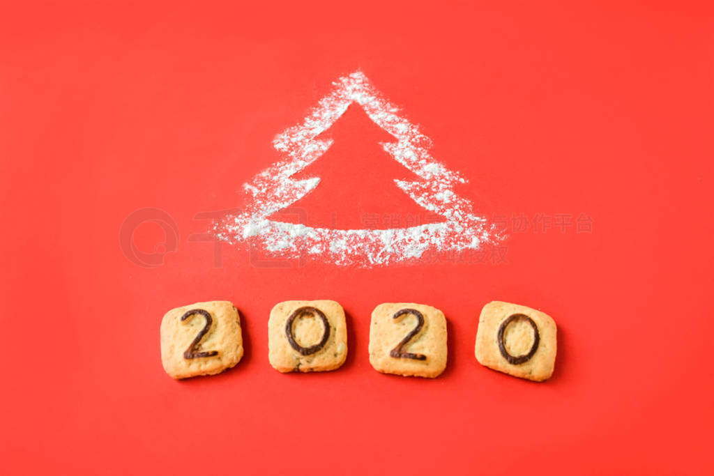 Flour Silhouette Christmas Tree with cookies digits 2020 on red