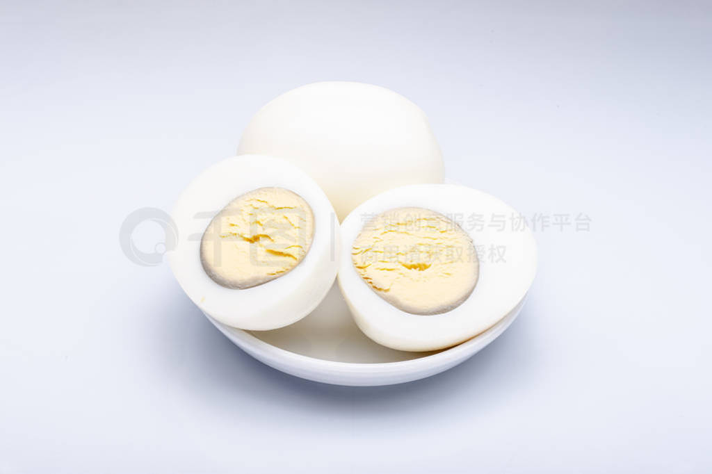 Peeled boiled egg