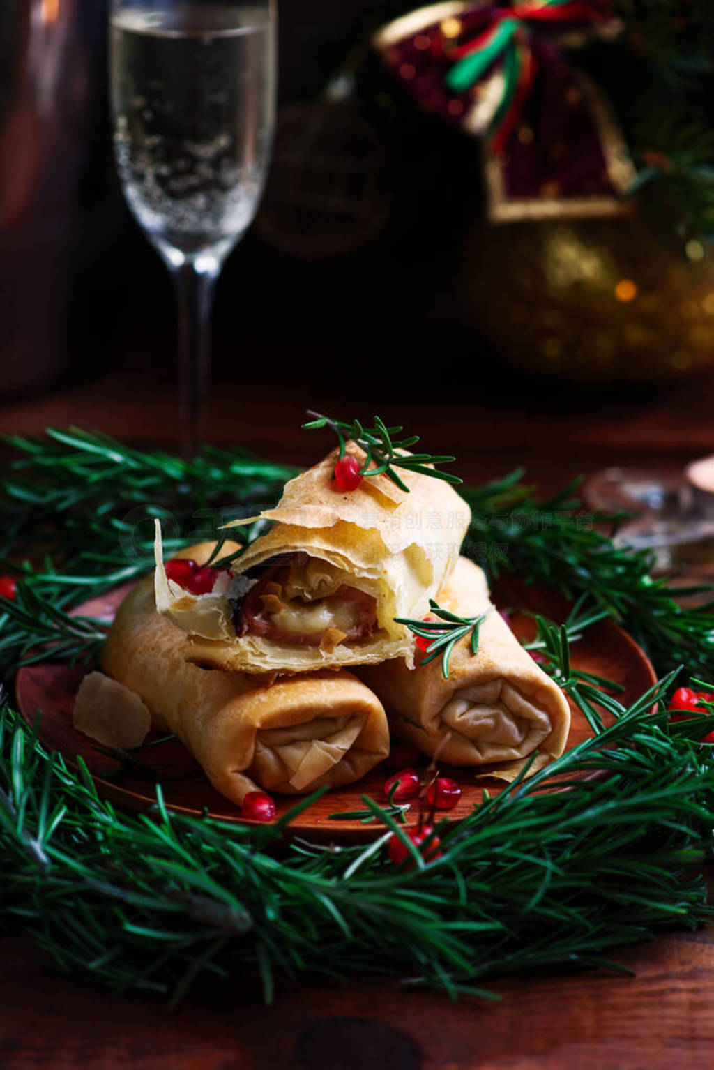 baked brie and prosciutto rolls a Christmas decor.