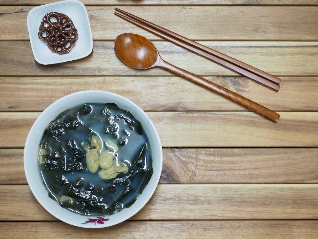 筒骨海藻汤怎么做_筒骨海藻汤的做法_一笑＆而过_豆果美食