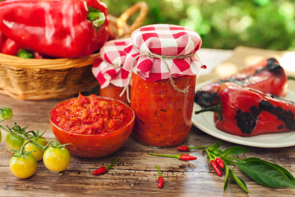 ӵζ ajvar