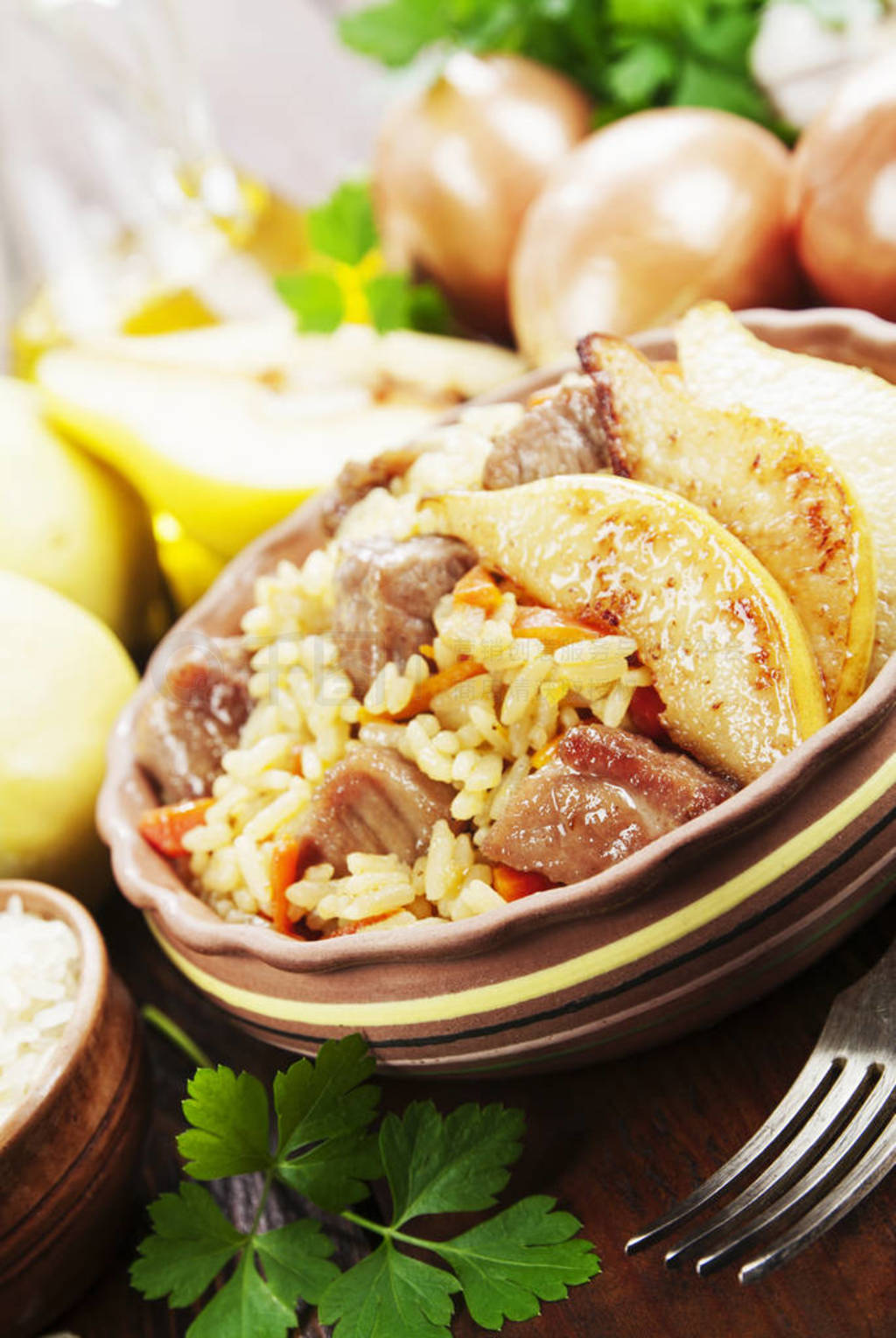 Pilaf with meat and quince