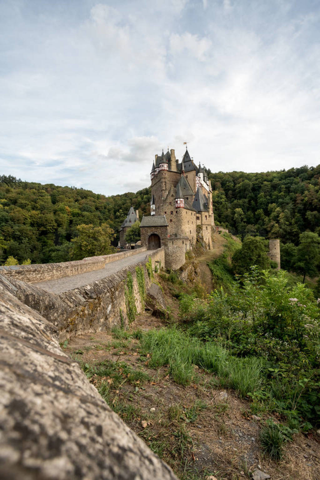  Eltz ǱǰϦ, һ