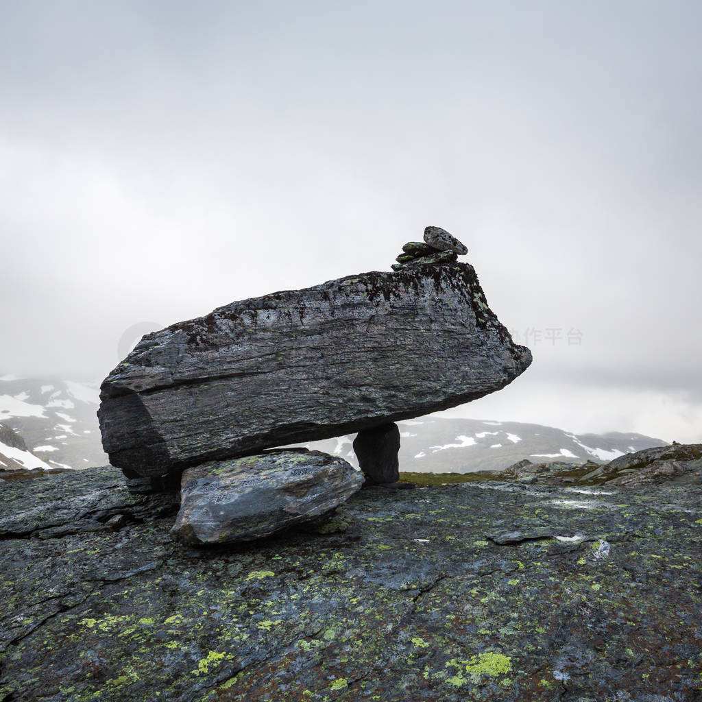 Ųɽķ羰Trolltunga