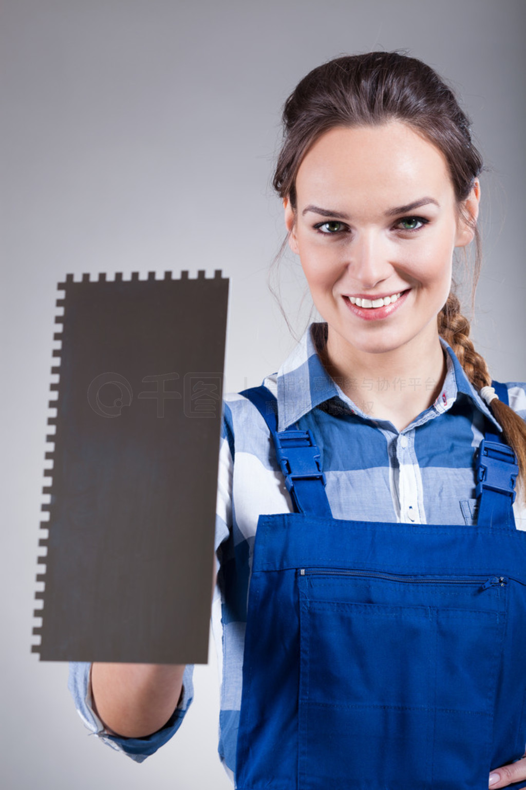 ù handywoman