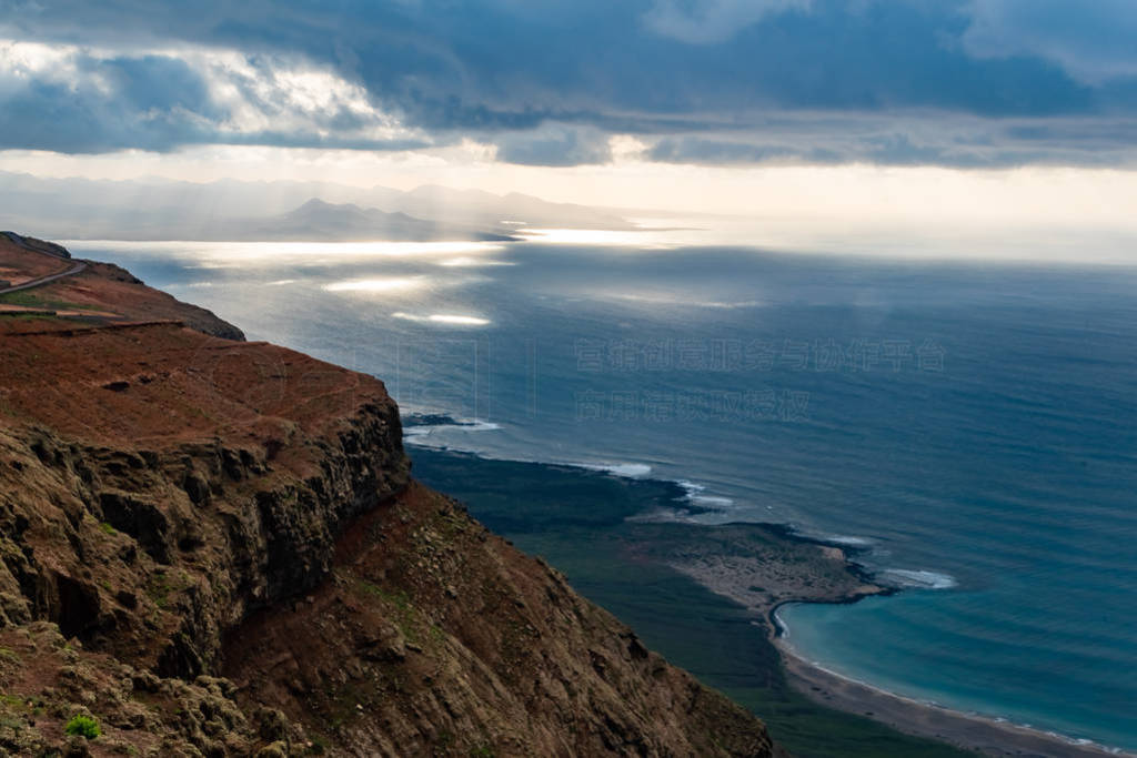 Ⱥص el mirador del rio ʱڴ