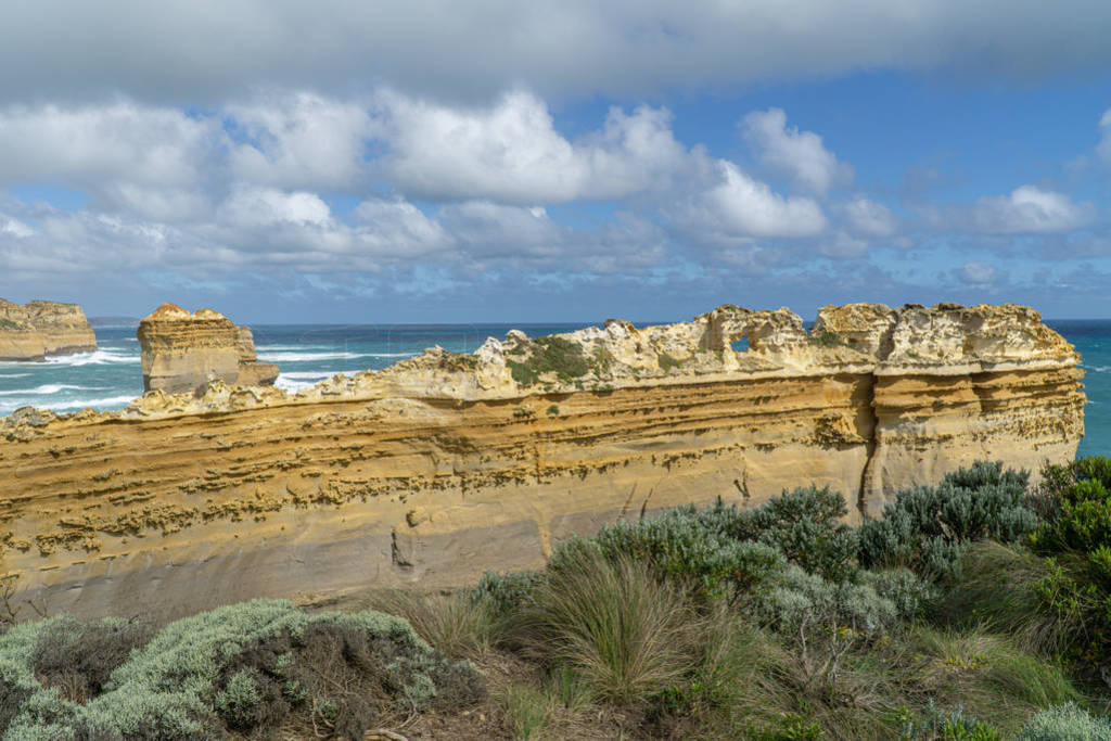 Port Campbell National Park is located 285 km west of Melbourne