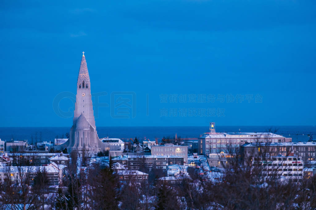 峿, ׿δ·½̻ Hallgrimskirkja 㡣׶׿δ˶